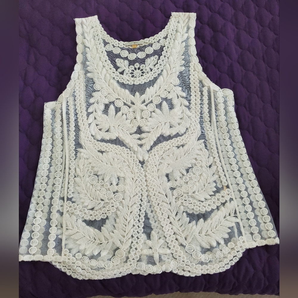 Capri lace tank/vest